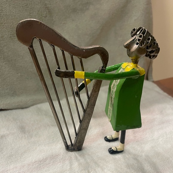Arte Felguezer Sculpture Girl with Harp signed by Arte Felguezer - Picture 1 of 6